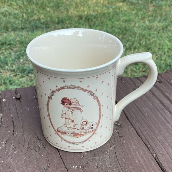 Enesco Mug Time to Say We Love You Children Oval Scene Cream Pink - Picture 1 of 5